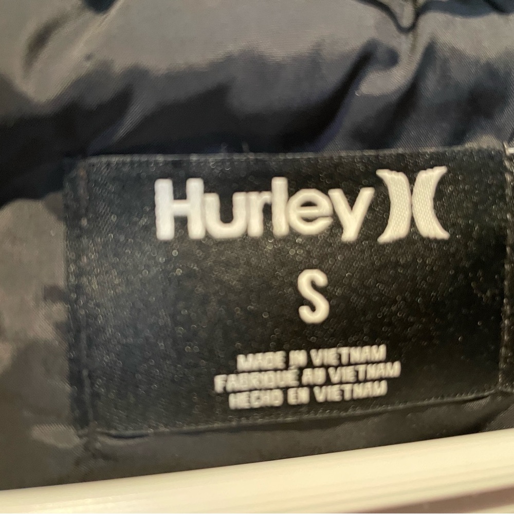 Hurley Blue and Black Puffer Vest with Gray Sleeves - Picture 4 of 7